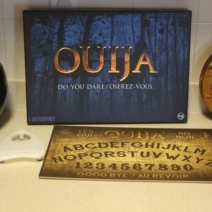 Ouija Board Game Do You Dare Bilingual Canadian